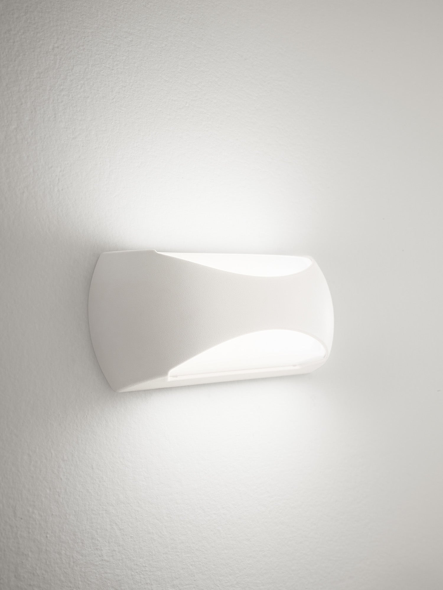 Applique LED Esterno 12W Surya