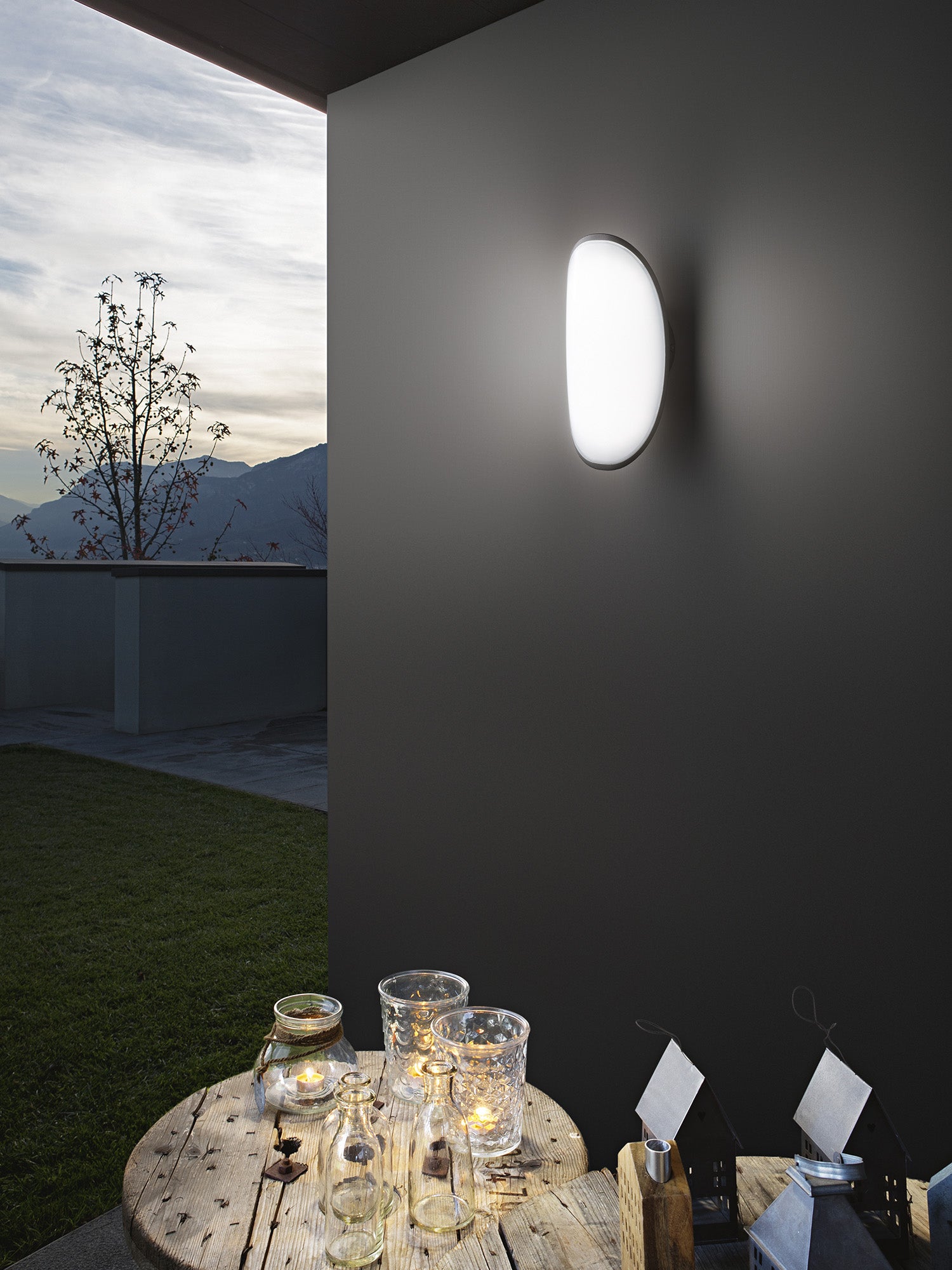 Applique LED Esterno 13W Rhea Immagine secondaria del prodotto