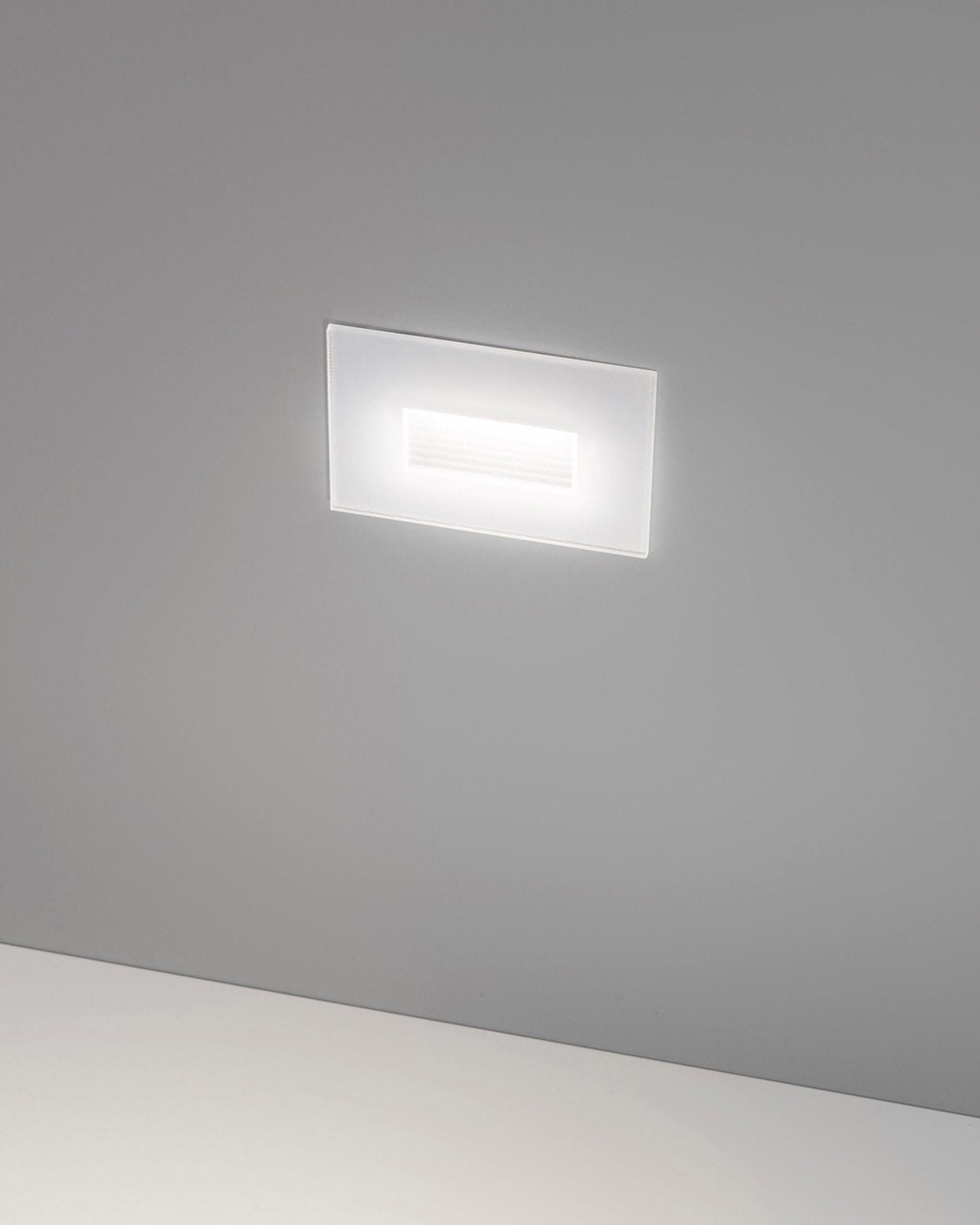 Segnapasso LED da incasso 4,5W CCT IP66 con griglia bianco/nero Bianco Immagine principale del prodotto