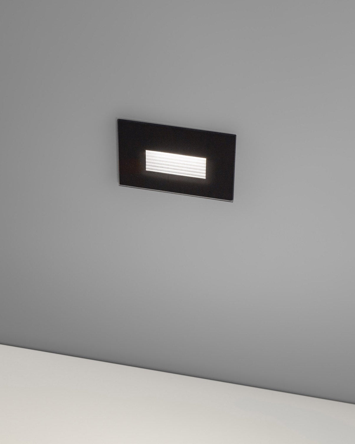 Segnapasso LED da incasso 4,5W CCT IP66 con griglia bianco/nero Immagine secondaria del prodotto