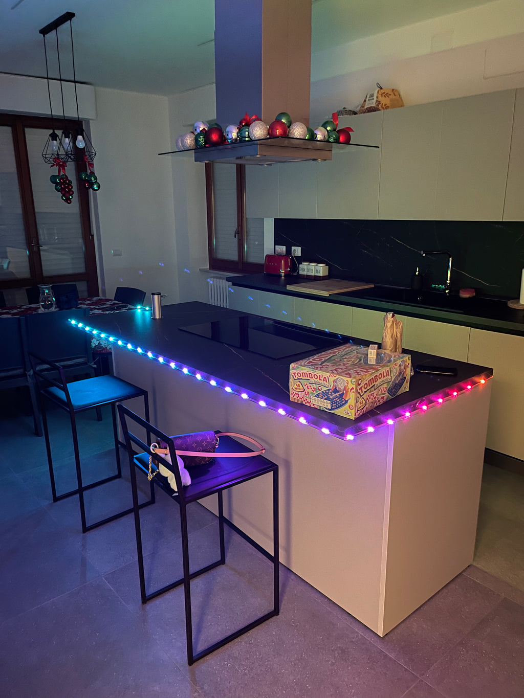 Striscia Led RGB Digitale LED con Controller e APP 10Metri