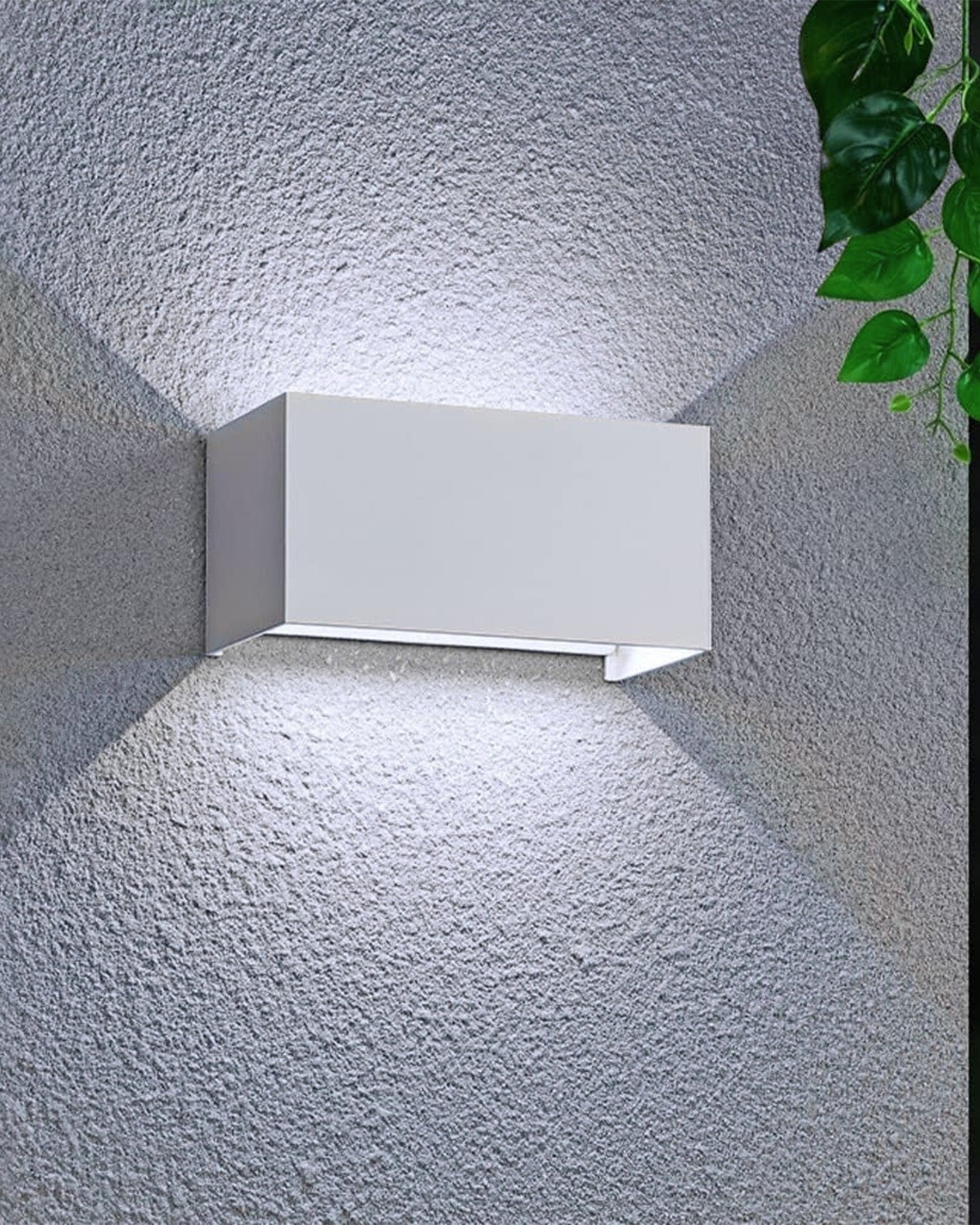 Applique LED per interno 24W CCT fascio regolabile IP44