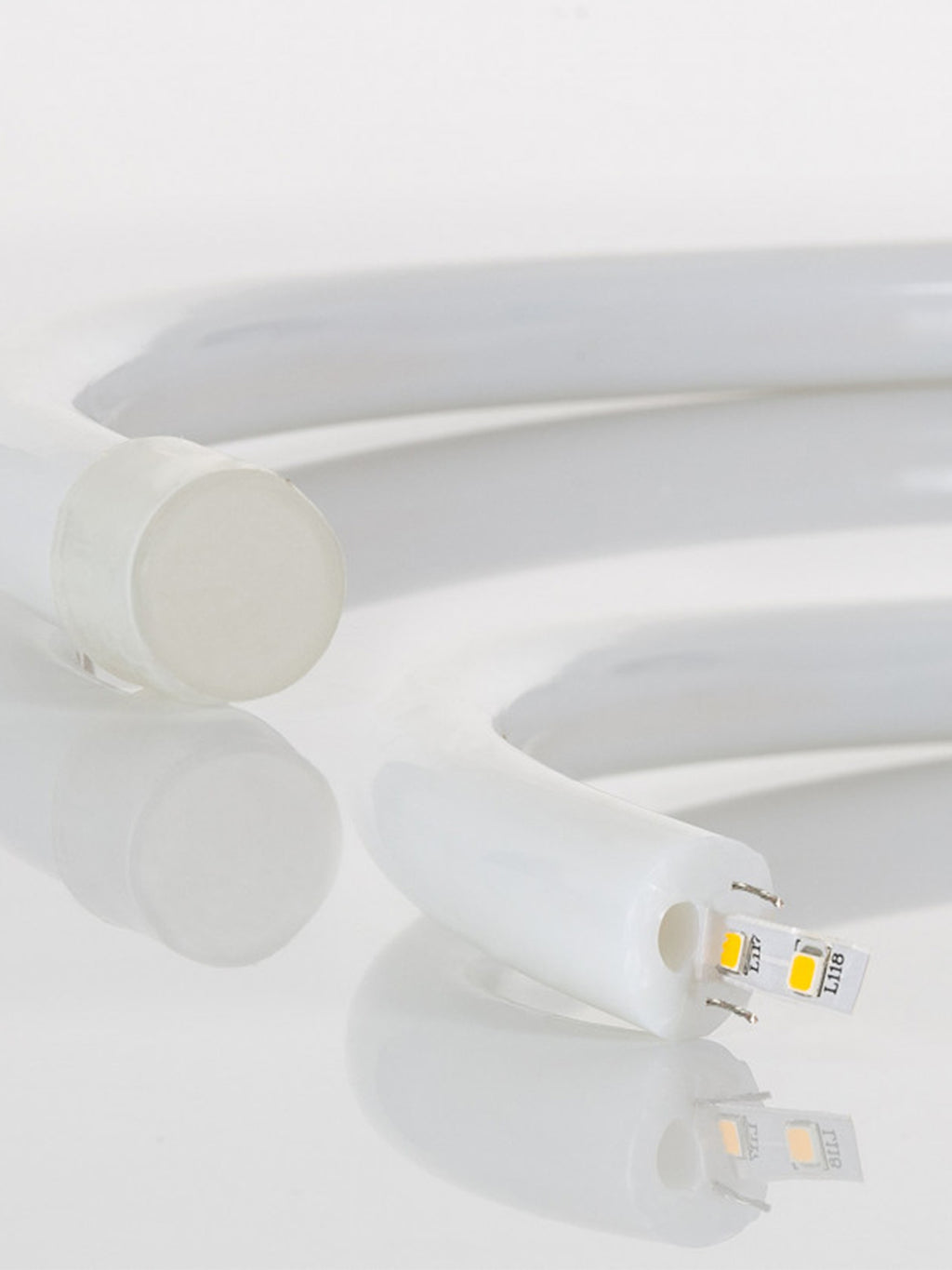 Striscia LED Tubo Neon Flex 220V 144LED/m IP67 su Misura 8€/metro