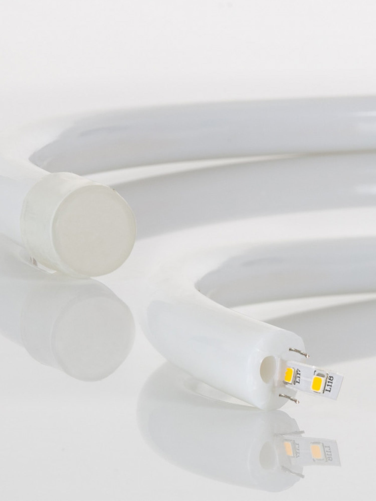 Striscia LED Tubo Neon Flex 220V 144LED/m IP67 su Misura 8€/metro