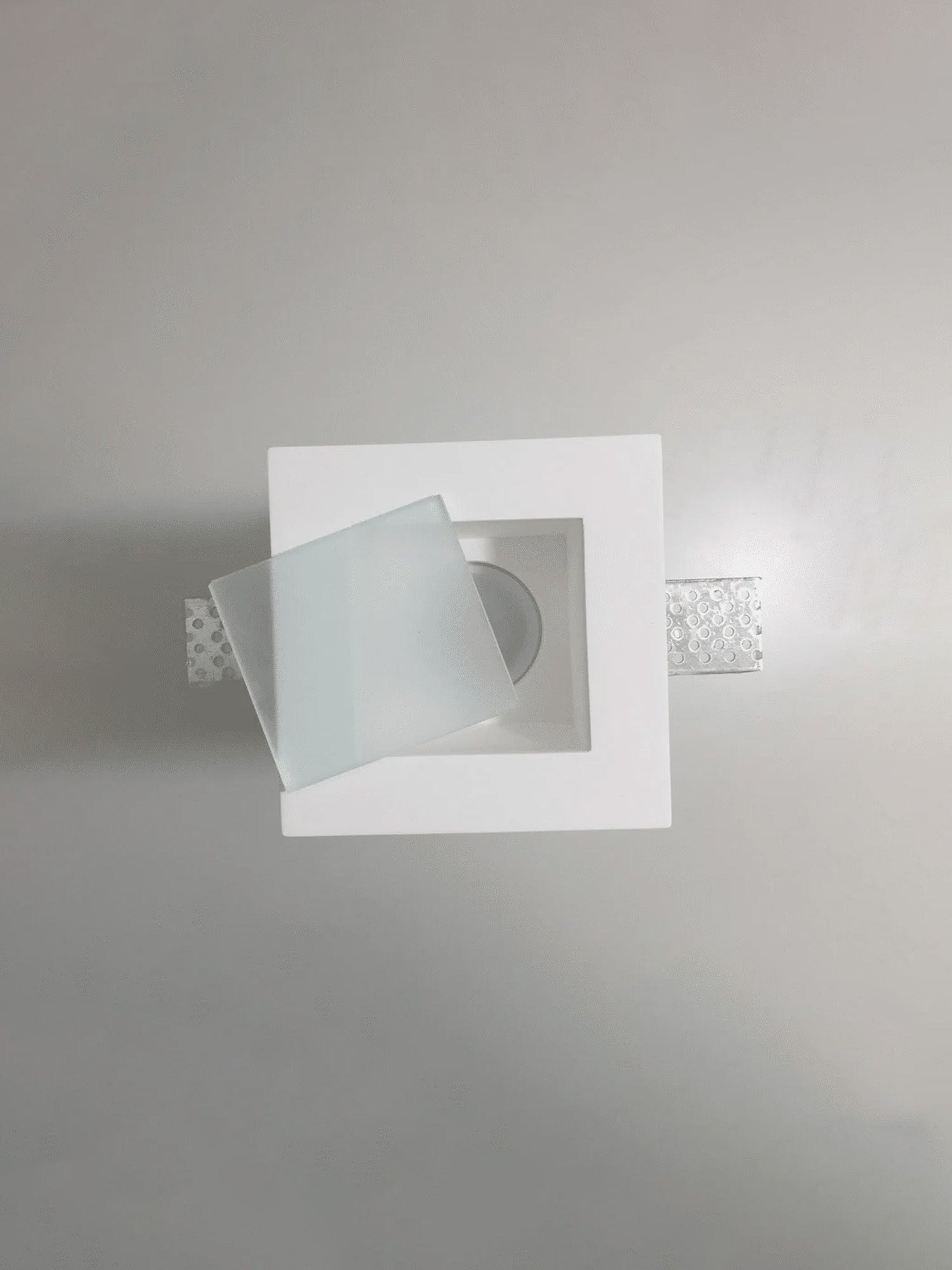 GHIERA IN GESSO QUADRATA Immagine secondaria del prodotto