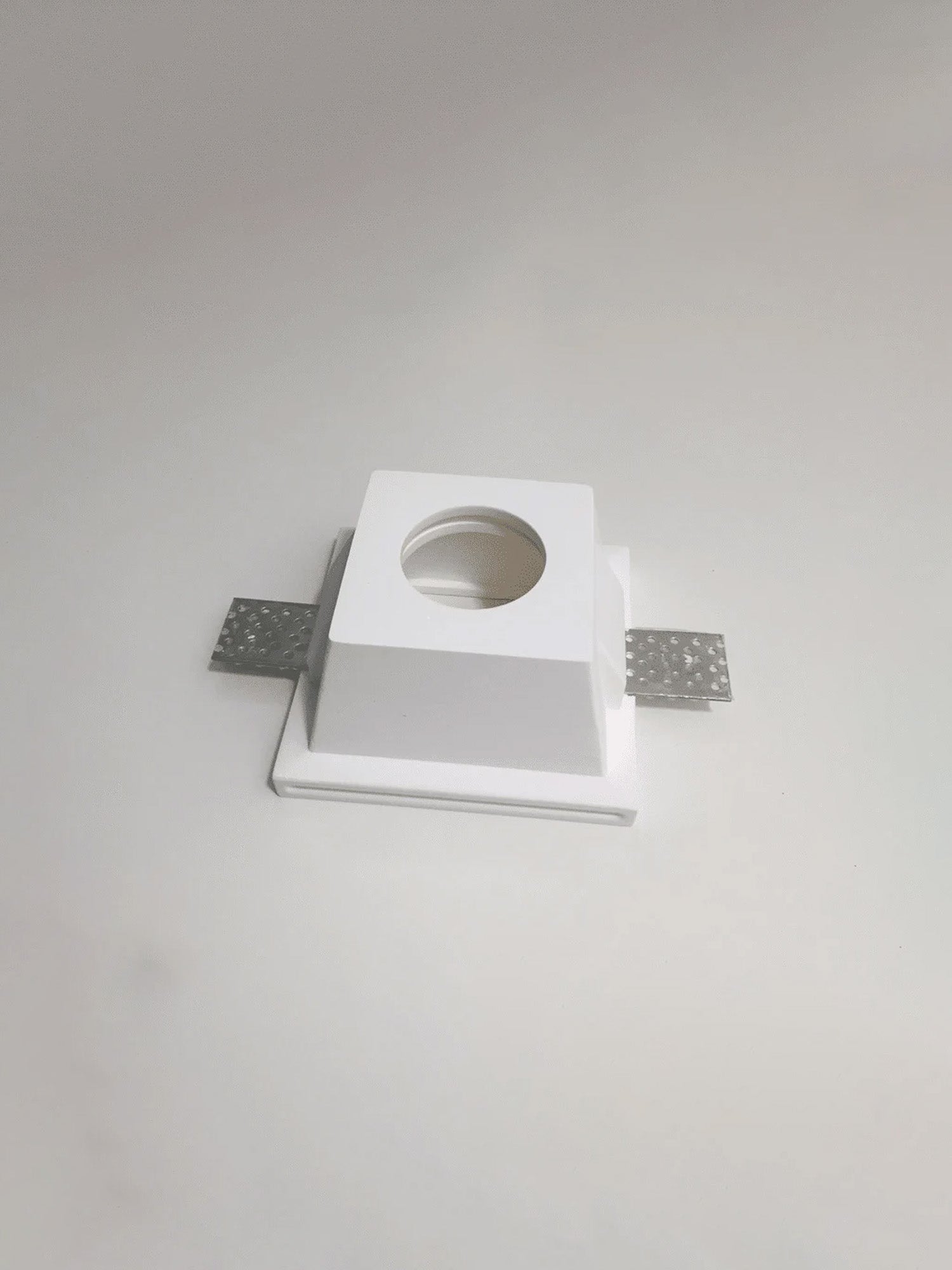 GHIERA IN GESSO QUADRATA